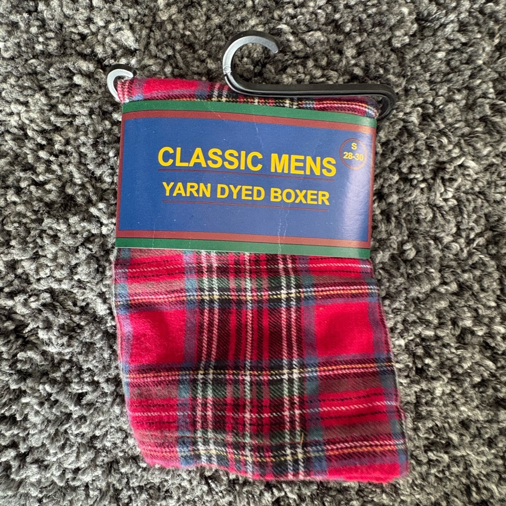 Classic Red and Green Accessories with Timeless Plaid Design